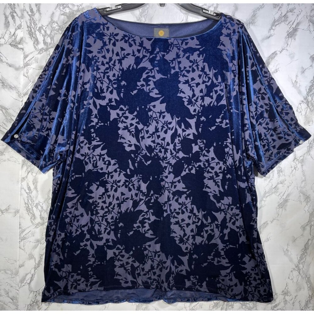 JM Collection Velvet Burnout Split Sleeve w rhinestones Floral Top L